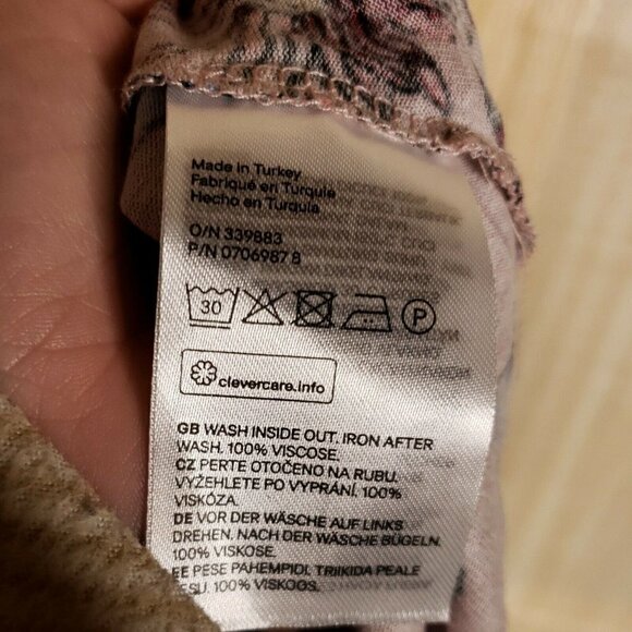 H&M Mama Maternity Pink Floral Knit Tunic Medium - Picture 5 of 5